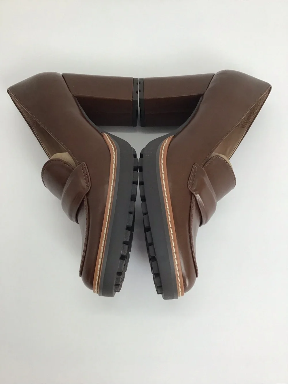 NWOT Naturalizer Dabney Slip-On Platform Penny Loafer Heel Career Brown Size 6.5